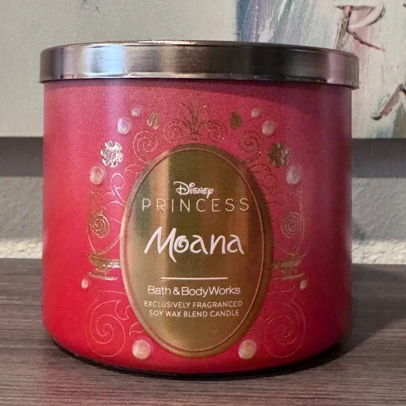 Moana Candle Bath and Body Works - Picture 1 of 3